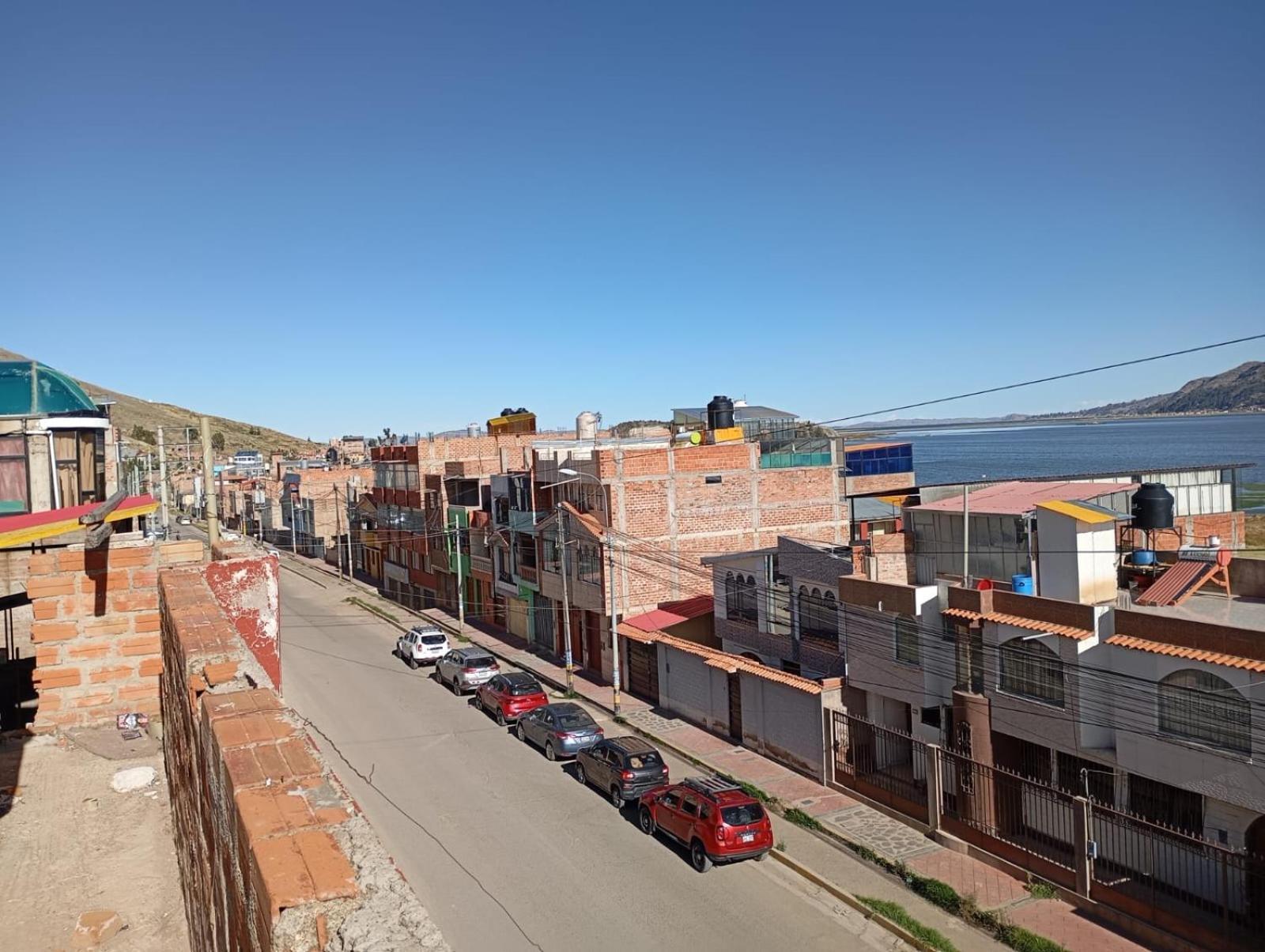 Hostal Vista Al Lago Titicaca Puno Exterior foto